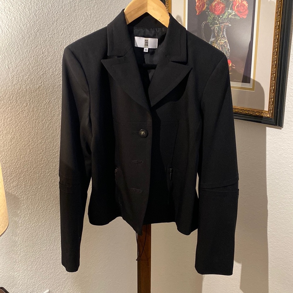 Vintage Irene Van Ryb blazer/jacket. Black size 40/small.
